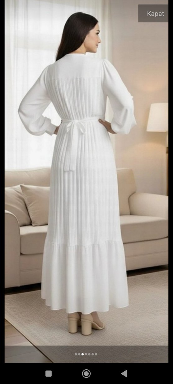 Uzun Beyaz Pilili Kadın Elbise - Görsel 3