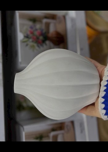 Beyaz Deniz Kabuğu Şeklinde Vazo - Görsel 4