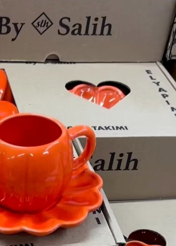 Turuncu Seramik Fincan ve Tabak Seti - Görsel 4