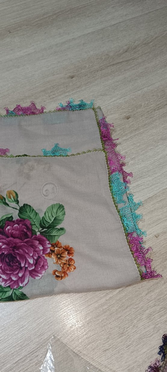 Bordo Dantel Detaylı Kadın Şal - Görsel 4