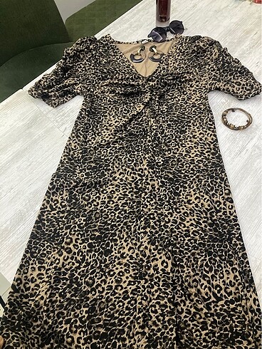 Zara-Mango üretim fabrikasından mini elbise