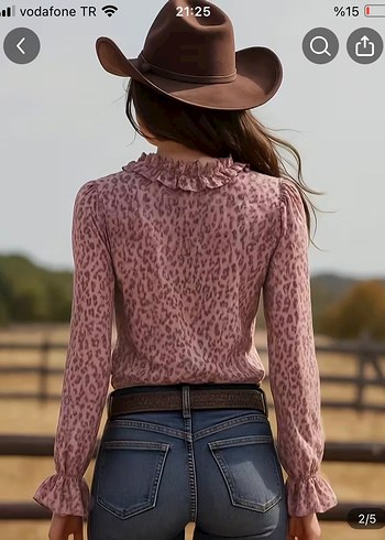 Bohem Leopar Desenli Dantel Detaylı Bluz - Görsel 2