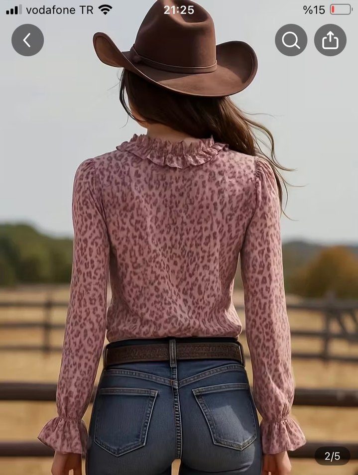 Bohem Leopar Desenli Dantel Detaylı Bluz - Görsel 2