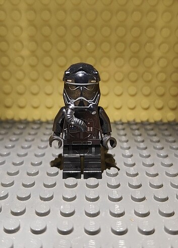 LEGO Star Wars First Order Tie Fighter Mikro Savaşçı 