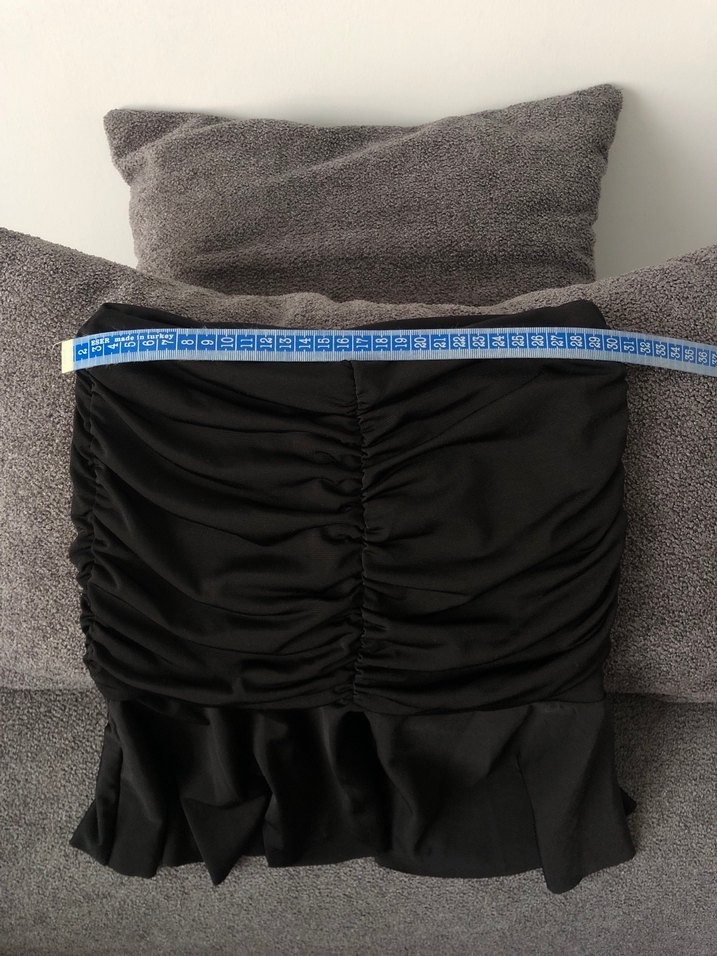 Drapeli Siyah Straplez Bluz - Görsel 3