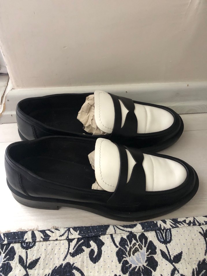 Vintage Beyaz Siyah Kemerli  Loafer - Görsel 3