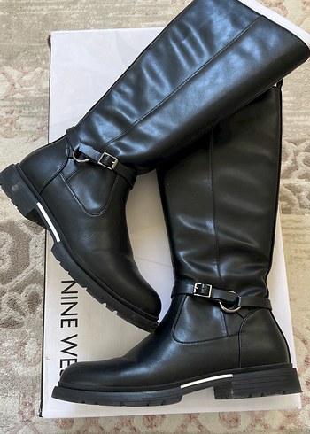 39 Beden siyah Renk Nine west siyah deri çizme