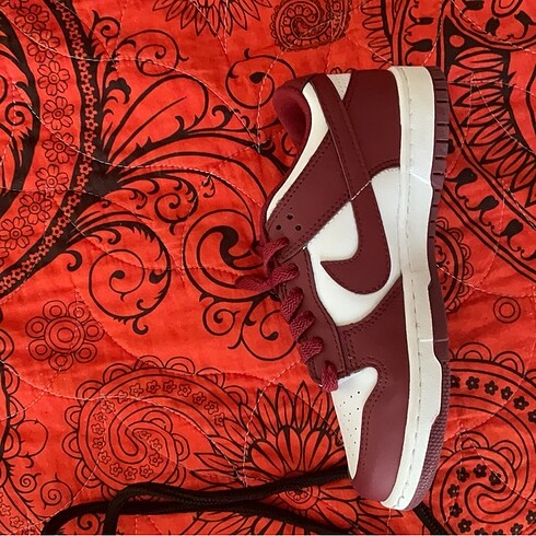 36,5 Beden bordo Renk Nike dunk