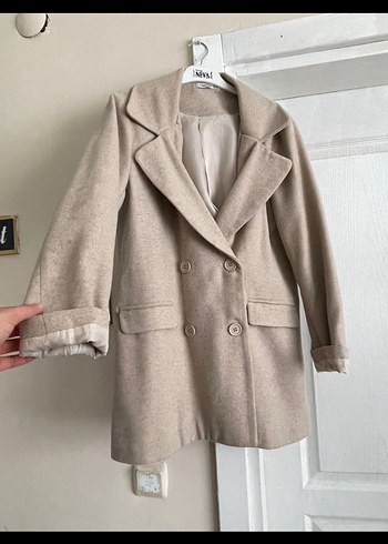 LC Waikiki Bej Düğmeli Midi Kadın Kaban