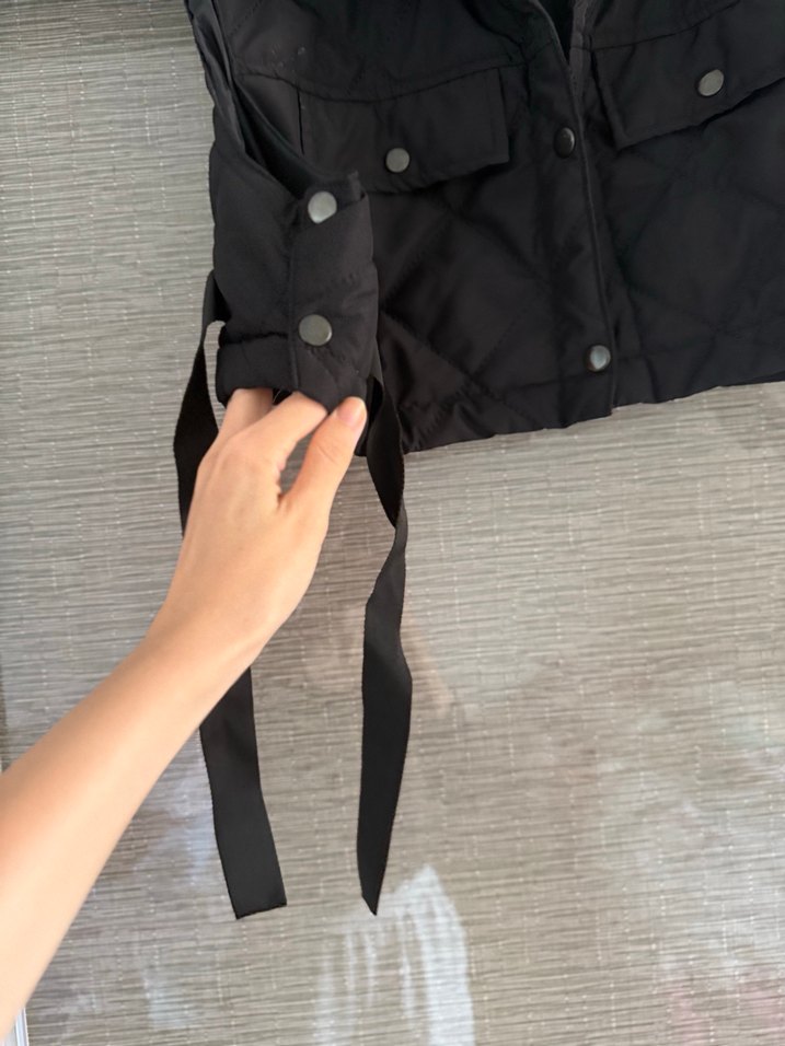 Kemerli Siyah Kısa Kadın Yelek - Görsel 2