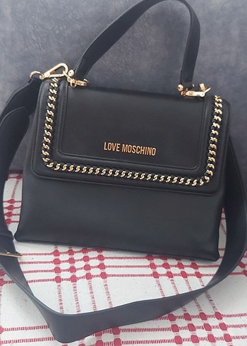 Siyah Zincir Detaylı Love Moschino Deri Çanta