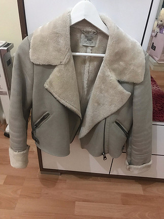 Bershka Mont