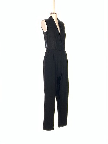 H&M H&M Kısa Tulum %70 İndirimli.