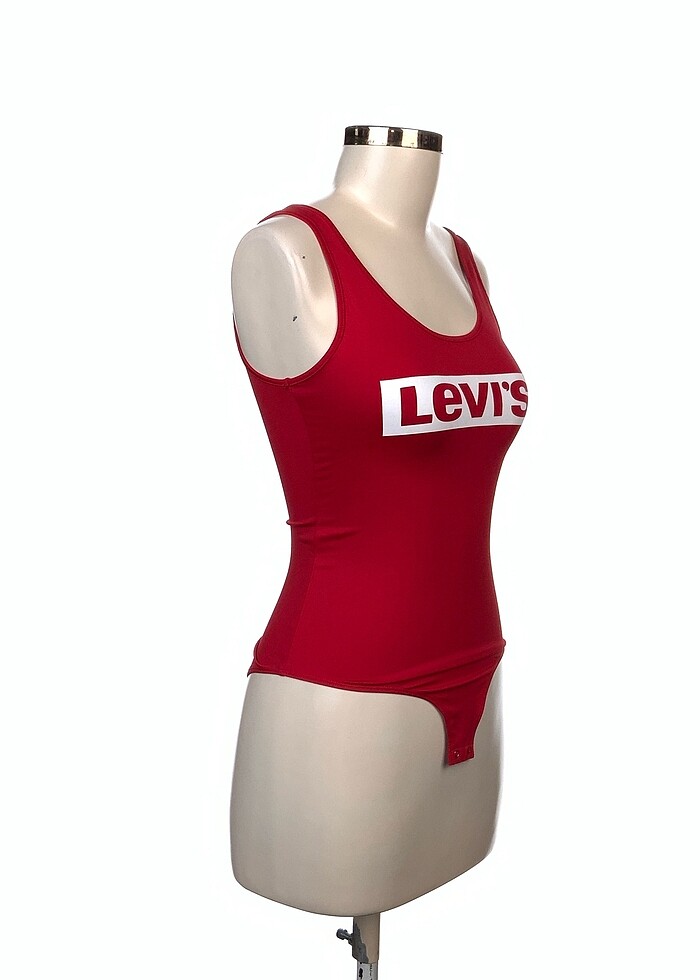 Levis T-shirt %70 İndirimli. - Görsel 2