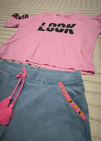 püsküllü kız denim şort ile yuvarlak yaka baskılı t-shirt 7/8yaş - Görsel 3