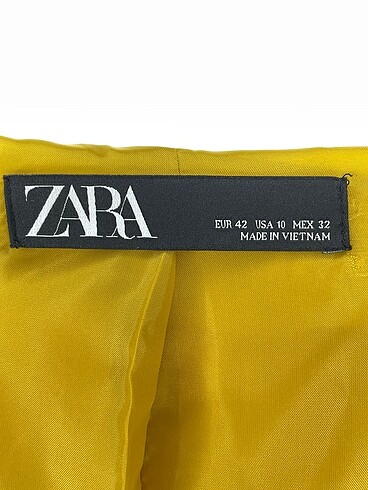 42 Beden çeşitli Renk Zara Blazer %70 İndirimli.