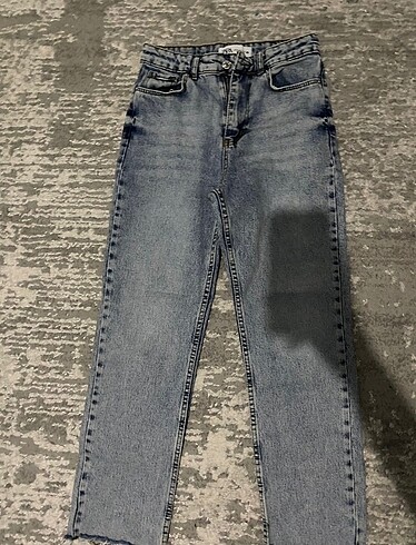 Zara mom jean
