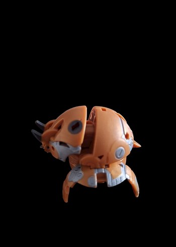  Beden Bakugan Trhyno