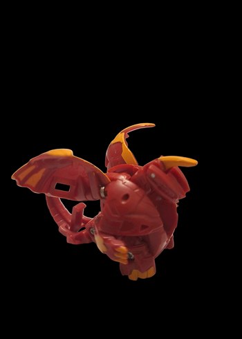  Beden Renk Bakugan Pyrus Dragonoid