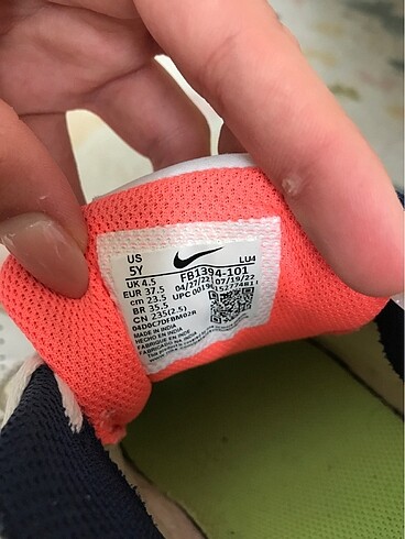 37,5 Beden Orijinal Nike ayakkabi