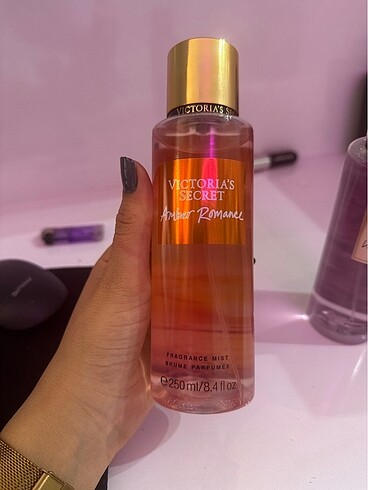 Victoria s Secret Vücut spreyi