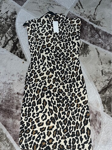 m Beden Leopar elbise