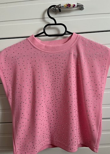 Pullu Pembe Kolsuz Tişört