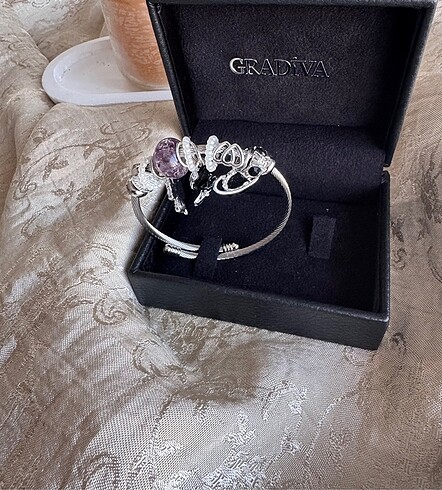 Diğer Pandora model çelik bileklik