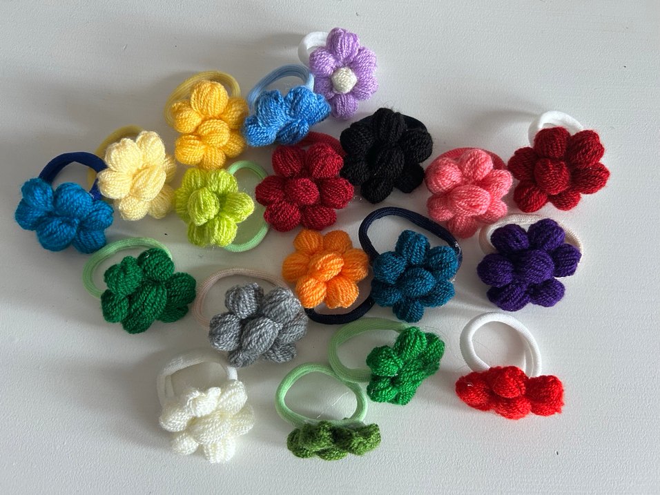 Renkli Örgü Çiçekli Çocuk Saç Tokaları - Görsel 4