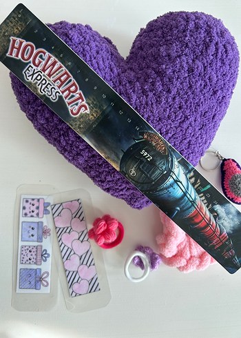 Mor Örgü Kalp Yastık ve Aksesuar Seti - Görsel 6