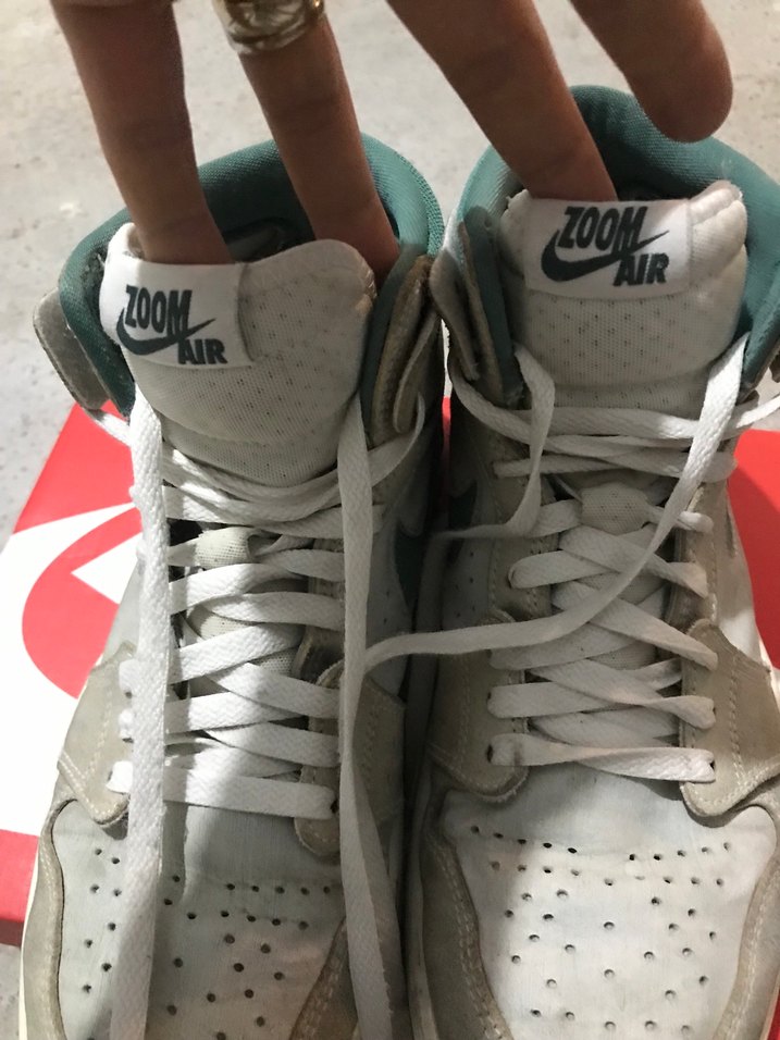 Beyaz Gri Nike Basketbol Ayakkabısı - Görsel 2