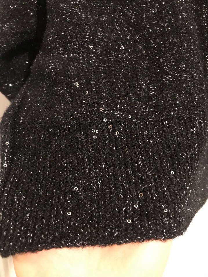 Siyah V Yakalı Örgü Kadın Kazak - Görsel 5