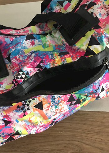 Renkli Baskılı Kadın Spor Çantası - Görsel 2