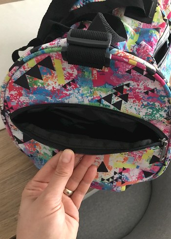 Renkli Baskılı Kadın Spor Çantası - Görsel 4