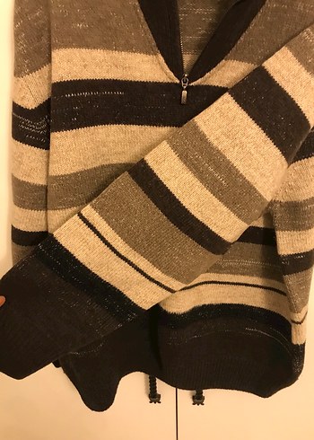 Yüksek Yakalı Gri Çizgili Yün Kazak - Görsel 7