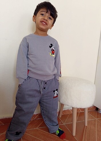 Erkek çocuk Mickey mouse takımı