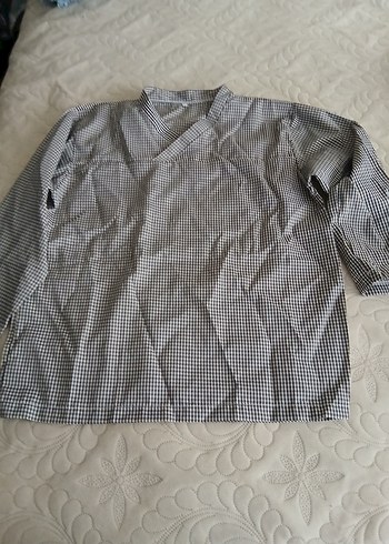 Erkek Gri Düğmeli V Yaka Uzun Kollu Gömlek - Görsel 2