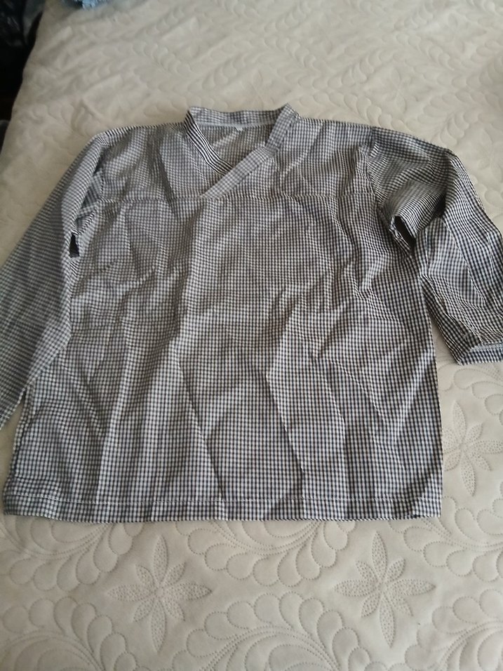 Erkek Gri Düğmeli V Yaka Uzun Kollu Gömlek - Görsel 2