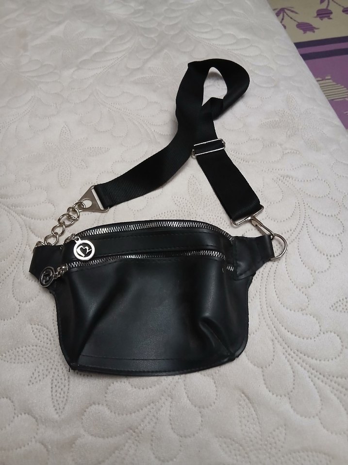 Siyah Deri Kemerli Kadın Çapraz Çanta - Görsel 2