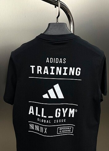 m Beden siyah Renk Adidas TRAINING T-shirt Siyah