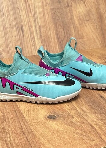 Nike NIKE AIR KRAMPON ORİJİNAL ÜRÜNDÜR