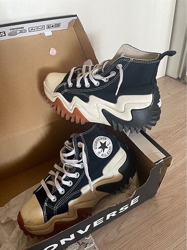 Converse Orjinal 37,5 numara 2 defa giyilmiş sıfır gibi converse