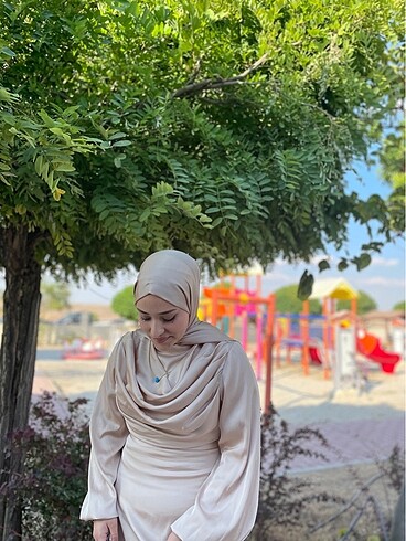 Diğer BEJ ELBİSE