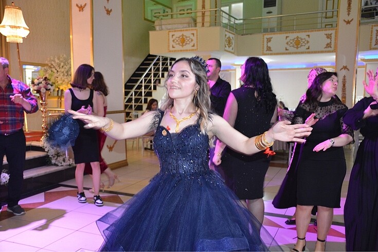 Diğer Lacivert Nişan Elbisesi
