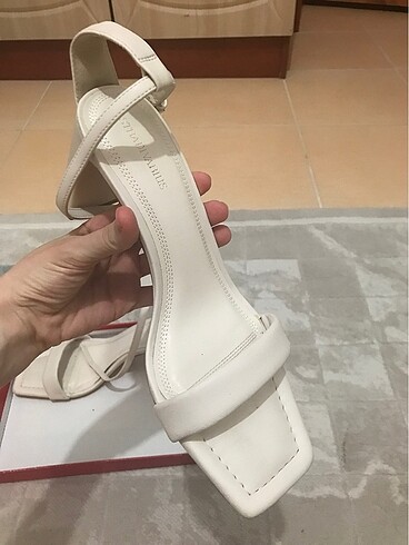 38 Beden beyaz Renk Topuklu ayakkabı