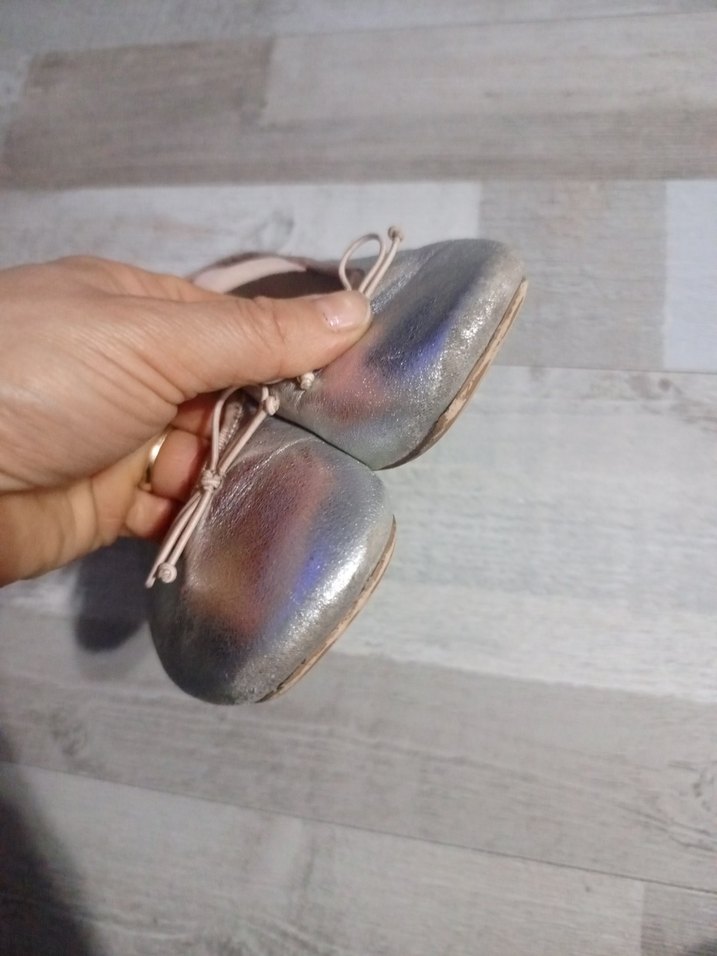 Gri Kız Çocukları Tokalı Babet Ayakkabı - Görsel 4