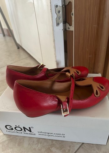 Kırmızı Tokalı Blok Topuklu Gerçek Deri Kadın Ayakkabı - Görsel 3