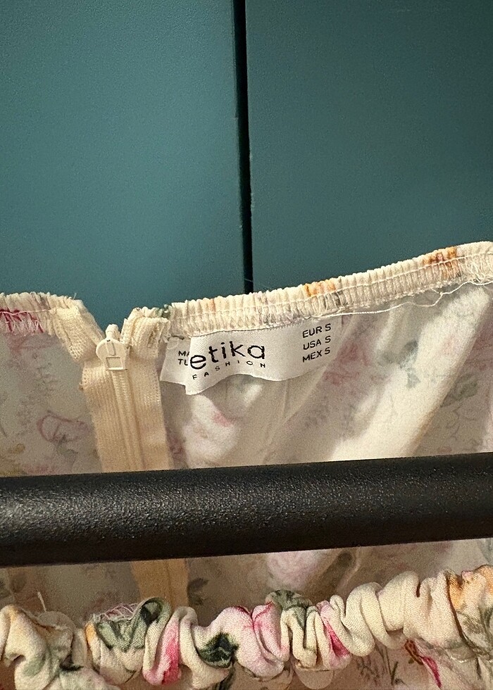 Çiçekli mini elbise - Görsel 2