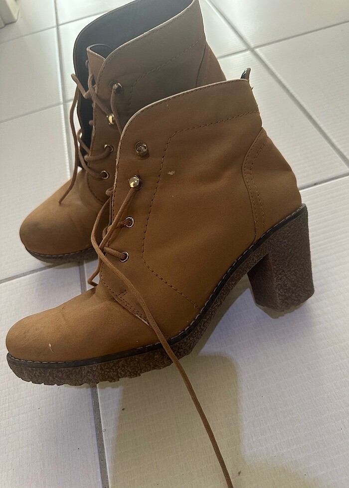 Kadın dolgu topuk bot - Görsel 2