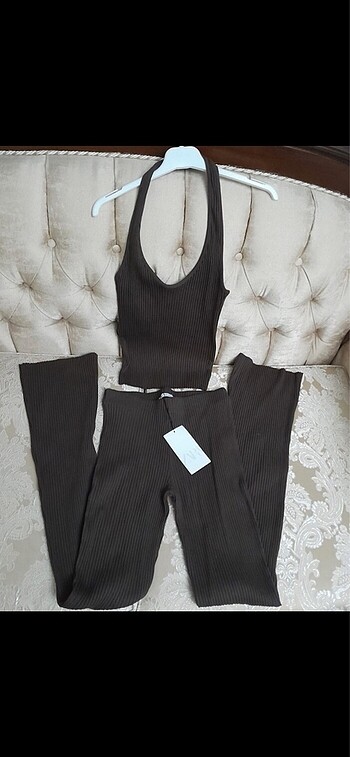 Zara Zara takım